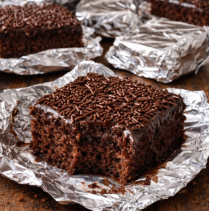 Bolo Gelado de Chocolate: A Receita que Vai Fazer Sucesso nas Suas Festas