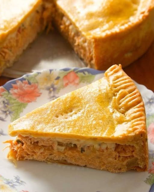 Empadão de Frango Cremoso: A Receita Perfeita para Apreciar em Qualquer Ocasião