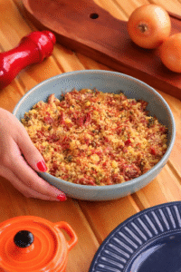 Farofa de Cuscuz com Carne Seca: Uma Receita Irresistível