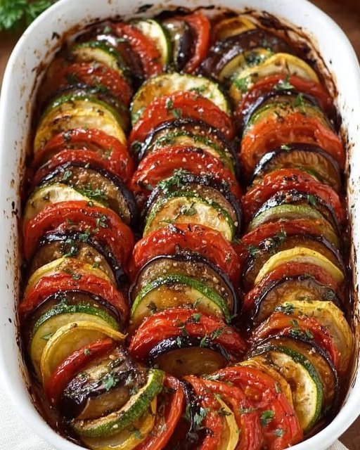 Descubra a Receita Tradicional de Ratatouille Assado com Tomates, Abobrinha e Berinjela