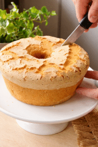 Aprenda a Fazer um Delicioso Bolo Brevidade com Apenas 3 Ingredientes