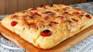 Receita de Focaccia Tradicional: O Pão Italiano que Encanta
